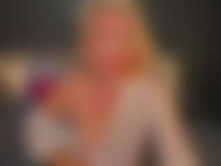 Live cam show with Sandra-Cooper - Skinny MILF on Nude Chat * 1 On 1 Webcam Sex * Live Cam Show