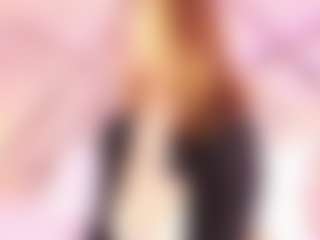 Live cam show with Emma-Coo - White on fapnchat | colombia