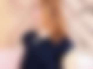 Live cam show with Emma-Coo - Cute on Hubzter Live
