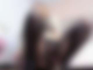 Live cam show with Emma-Coo - Cute on sexylive.show