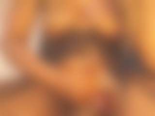 Evelonga707's Live Sex Cam Show