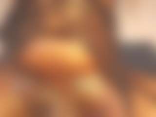 Evelonga707's Live Sex Cam Show