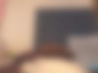 Evelonga707's Live Sex Cam Show