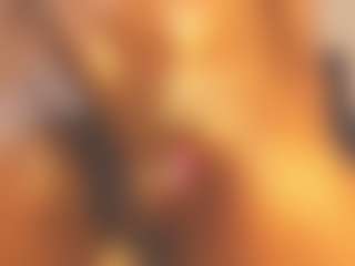 Evelonga707's Live Sex Cam Show