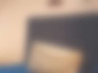 Evelonga707's Live Sex Cam Show