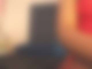 Evelonga707's Live Sex Cam Show