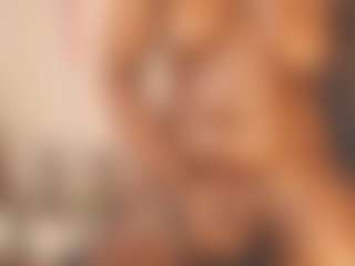 Evelonga707's Live Sex Cam Show