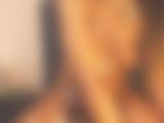Evelonga707's Live Sex Cam Show