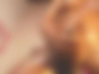 Evelonga707's Live Sex Cam Show