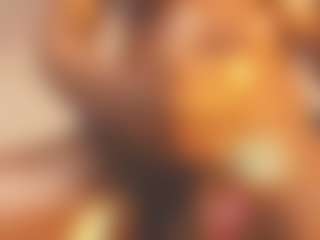 Evelonga707's Live Sex Cam Show