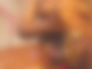 Evelonga707's Live Sex Cam Show