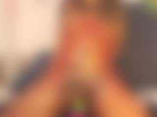 Evelonga707's Live Sex Cam Show