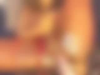 Evelonga707's Live Sex Cam Show