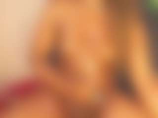 Evelonga707's Live Sex Cam Show