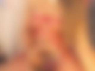 Evelonga707's Live Sex Cam Show