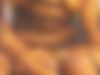 Evelonga707's Live Sex Cam Show