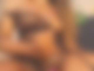 Live cam show with Evelonga707 - Teen (18+) on Free Soda