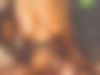 Live cam show with Evelonga707 - Hazel Eyes on Cam Slut