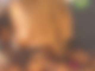 Live cam show with Evelonga707 - Teen (18+) on TeamSkeetLive