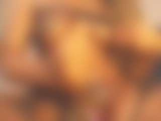 Evelonga707's Live Sex Cam Show