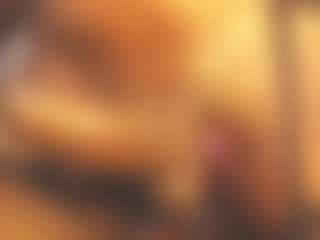 Evelonga707's Live Sex Cam Show