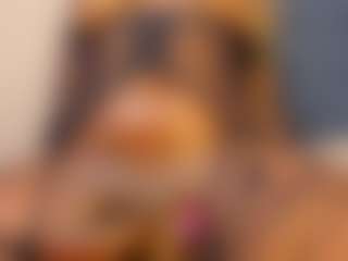 Evelonga707's Live Sex Cam Show