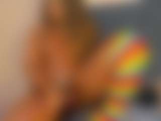 Evelonga707's Live Sex Cam Show