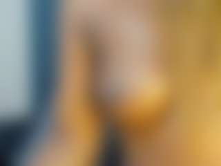 Live cam show with Evelonga707 - Orgasm on Camsoda Late Night