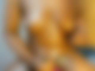 Live cam show with Evelonga707 - Brown Eyes on camwithhim.com