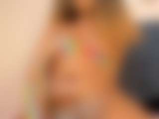 Evelonga707's Live Sex Cam Show