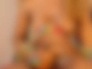 Evelonga707's Live Sex Cam Show