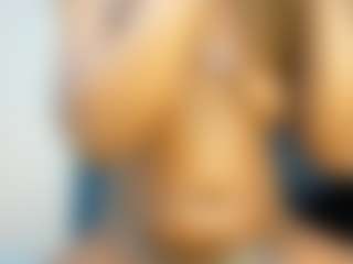 Live cam show with Evelonga707 - Young Adult on slutload