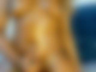Evelonga707's Live Sex Cam Show