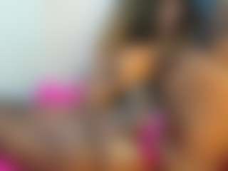 Evelonga707's Live Sex Cam Show