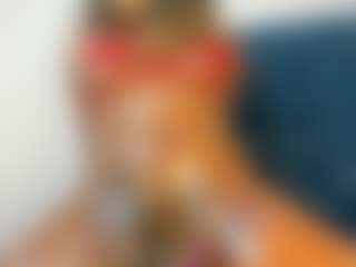 Evelonga707's Live Sex Cam Show