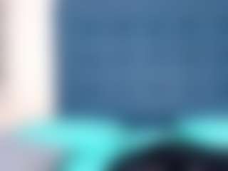 Evelonga707's Live Sex Cam Show