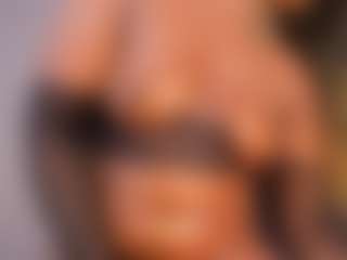 Evelonga707's Live Sex Cam Show