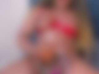Evelonga707's Live Sex Cam Show