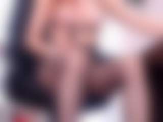 Live cam show with hottdoll611 - Strip on CamClone