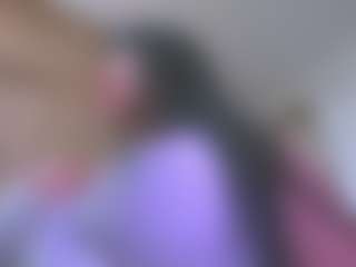 Live cam show with Layla Nicols - Average on camwithhim.com