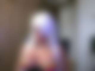 Live cam show with Layla Nicols - Dildo Or Vibrator on Dolls Live