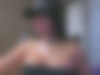 Live cam show with Layla Nicols - Toys on Uber Horny