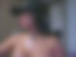 Live cam show with Layla Nicols - Foot Fetish on xxxlivecams.org