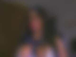 Live cam show with Layla Nicols - Squirt on Free Soda