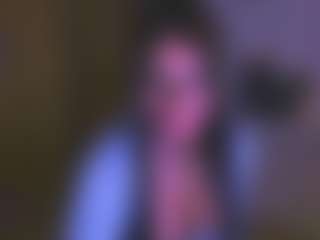 Live cam show with Layla Nicols - Colombia on AdultVida.com