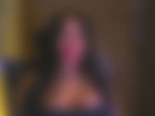 Live cam show with Layla Nicols - Crazy on Mixed Magazine Live