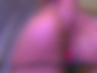 Live cam show with Layla Nicols - Squirt on Camsoda