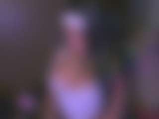 Live cam show with Layla Nicols - Dirty on livesuperchat.net