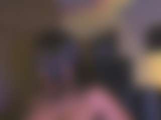 Live cam show with Layla Nicols - Sph on Milf Play