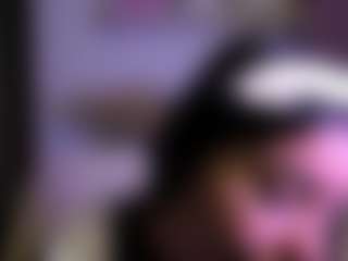 Live cam show with Layla Nicols - Lush on xheatlive.com